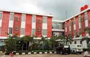 Exterior 2 Le'man Hotel Lampung