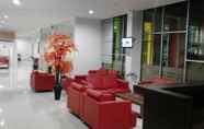 Lobi 7 Le'man Hotel Lampung