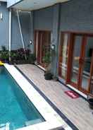 SWIMMING_POOL Narayana Guest House