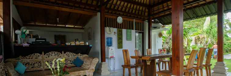 Lobi Asung Guesthouse 