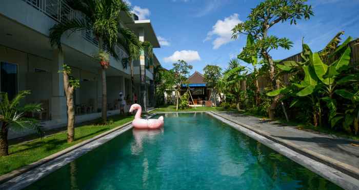 Kolam Renang Asung Guesthouse 