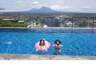 Kolam Renang Uttara the Icon Apartment 16th Floor