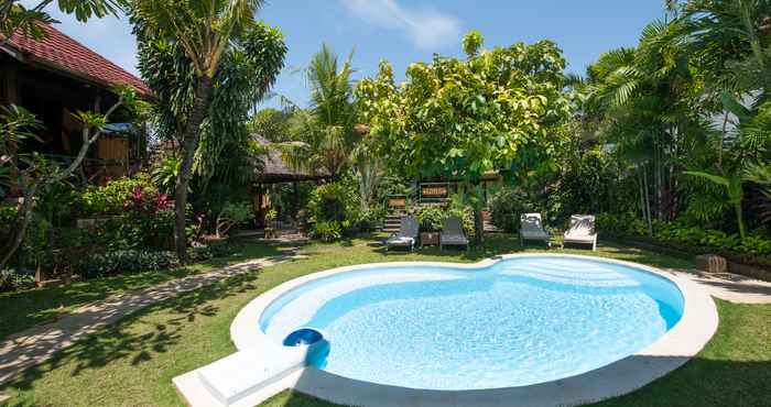 Swimming Pool Pondok Agung Bed & Breakfast