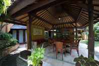 Bar, Cafe and Lounge Pondok Agung Bed & Breakfast