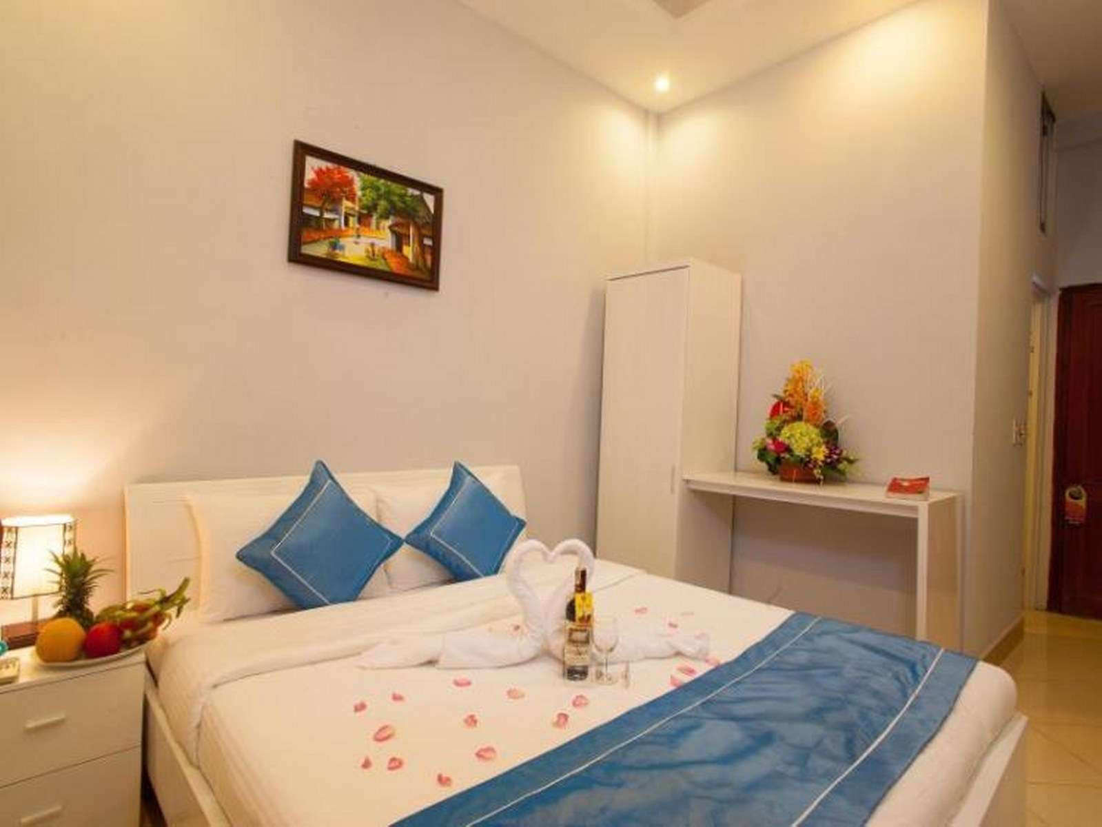 Hanoi Rose Flower Hotel - Khách sạn gần Lăng Bác