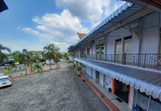 Bangunan 2 Istana Hapsari Hotel