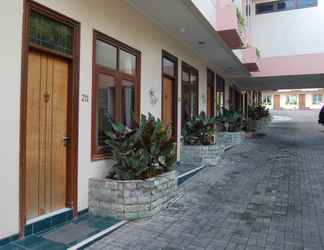 Exterior 2 Hotel Rinjani Semarang