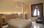 Kamar Tidur 6 Hotel Rinjani Semarang