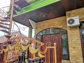 Bên ngoài 4 SYARIAH Guest House Mama Lia Balikpapan