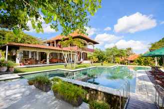 Exterior 4 Canang Sari Villa