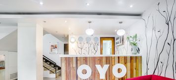 Common Space 3 Super OYO 406 Royal Parc Inn & Suites
