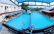 Swimming Pool 3 Hotel Wella