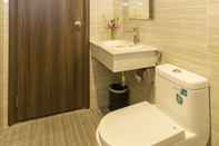 In-room Bathroom Trang Ngan Hotel