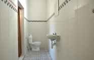 Toilet Kamar 7 Suzan Homestay