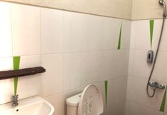 In-room Bathroom 5 Omah Kebon Nitiprayan