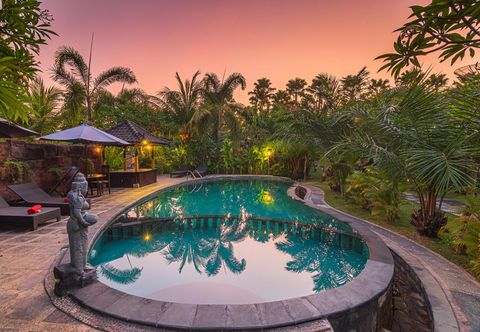 Swimming Pool Pondok Wisata Sartaya 2