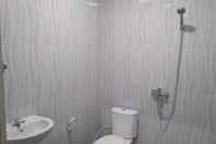 Toilet Kamar Homestay Jayana