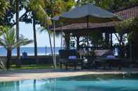 Swimming Pool Bagus Beach Resort Lovina