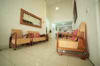 Lobi Watusaman Homestay By The Grand Java