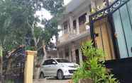 Exterior 3 Bunga's Guest House Syariah Samarinda