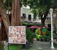 Restaurant 6 Kota Wisata Syariah Homestay