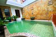 Swimming Pool Kota Wisata Syariah Homestay