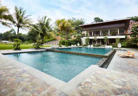 Swimming Pool Amanuba Hotel & Resort Rancamaya