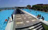 Swimming Pool 5 Wisata Pantai Bintang Galesong