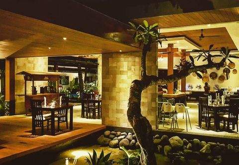 餐厅 Aliyana Hotel & Resort