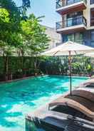 SWIMMING_POOL Grand Central Bangkok By Favstay