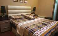 Kamar Tidur 2 The Suite Metro Apartemen ( King Property )