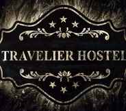 ภายนอกอาคาร 2 Travelier Hostel