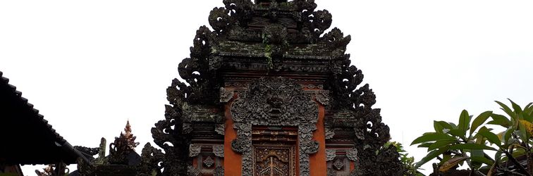 Lobi Wayan Regig Homestay