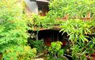 Exterior 2 Candra Asri Bungalow