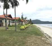 Exterior 5 Sunset Seaview Beach Villas & Spa Suites @ Karambunai