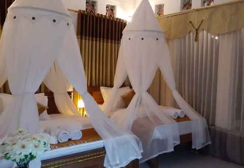 Bedroom Bintang Bungalow Tour & Travel