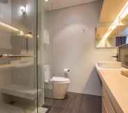 In-room Bathroom 7 Veranda Residence Pattaya