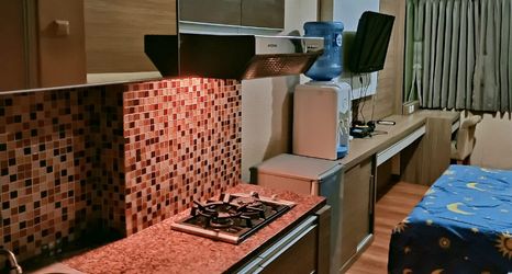 大廳 2 Apartemen The Suites Metro By Naufal