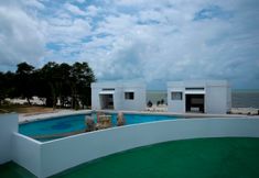 Swimming Pool 4 Kahyangan Resort Bengkayang