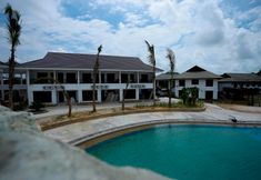 Swimming Pool 3 Kahyangan Resort Bengkayang