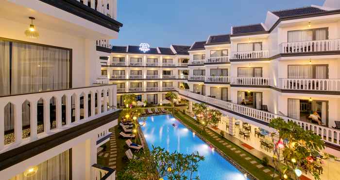 Kolam Renang Gem Riverside Hotel Hoi An