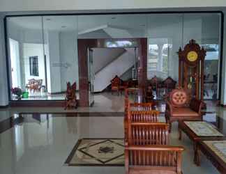 Lobby 2 Sanjaya Inn Hotel Purworejo