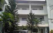 Bên ngoài 4 Sanjaya Inn Hotel Purworejo