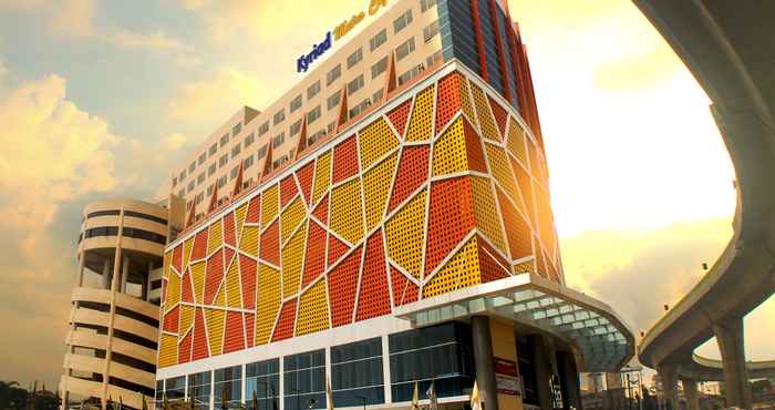 Exterior MK Hotel Jakarta