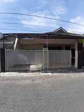 Exterior Green House Borobudur