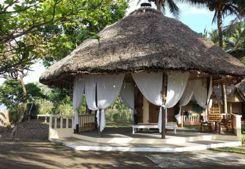 Bangunan Amor Farm Beach Resort