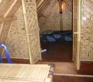 Kamar Tidur 6 Desa Ku Bungalows