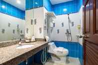 Toilet Kamar 24 @ Home Hotel