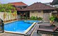 Kolam Renang 2 Taman Sari Cottages