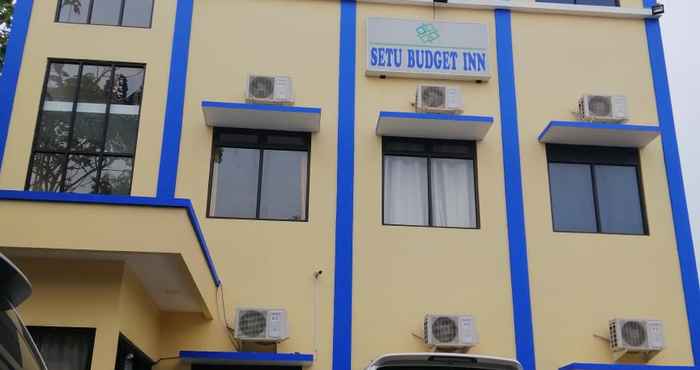 Bên ngoài Setu Budget Inn